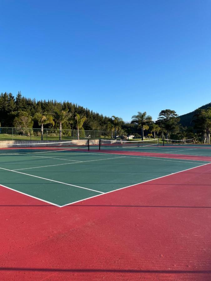 Pauanui Lakes - Golf Resort Exterior photo